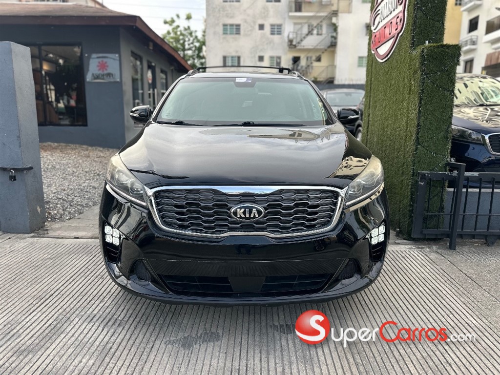 2020 Kia Sorento S — foto 2 / 10