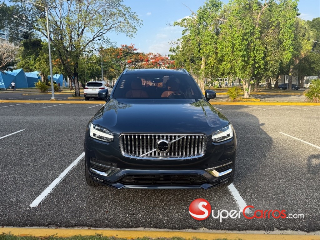 2023 Volvo XC90 B6 Ultimate