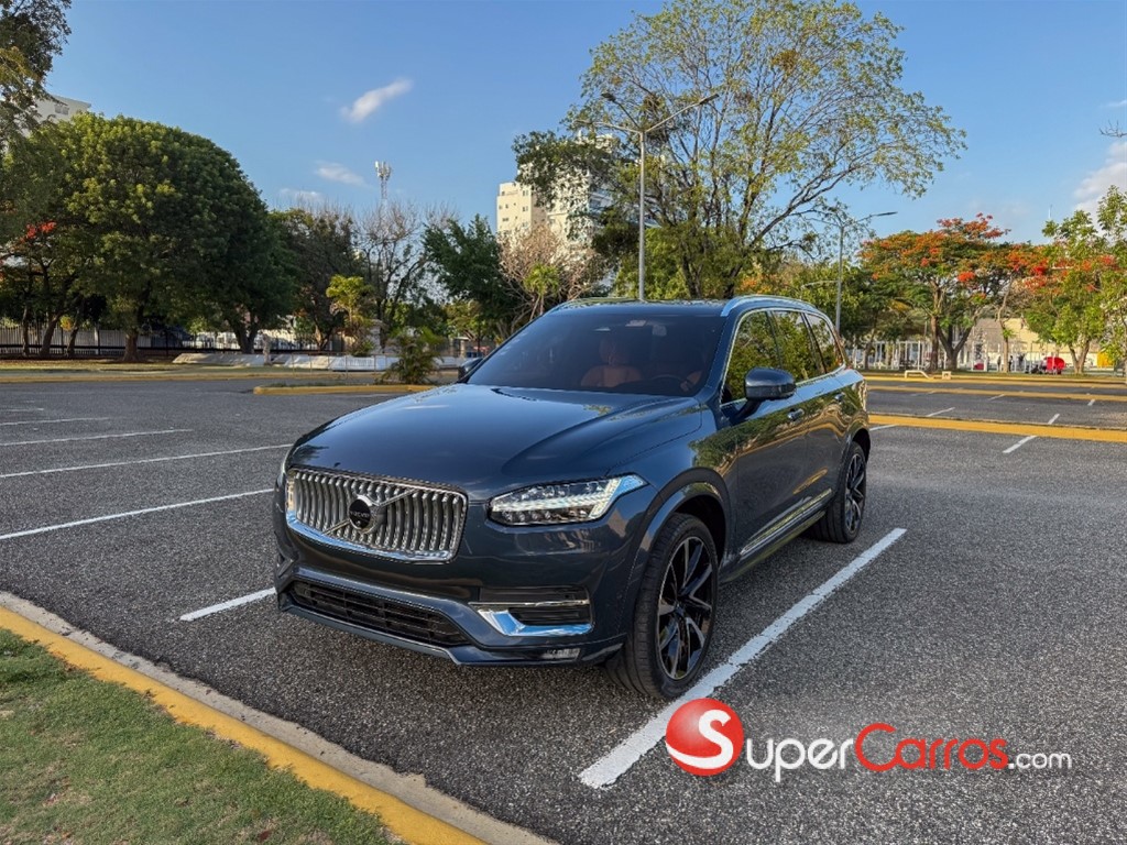 2023 Volvo XC90 B6 Ultimate — foto 2 / 10