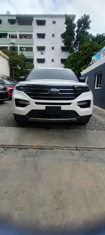2021 Ford Explorer XLT 4WD
