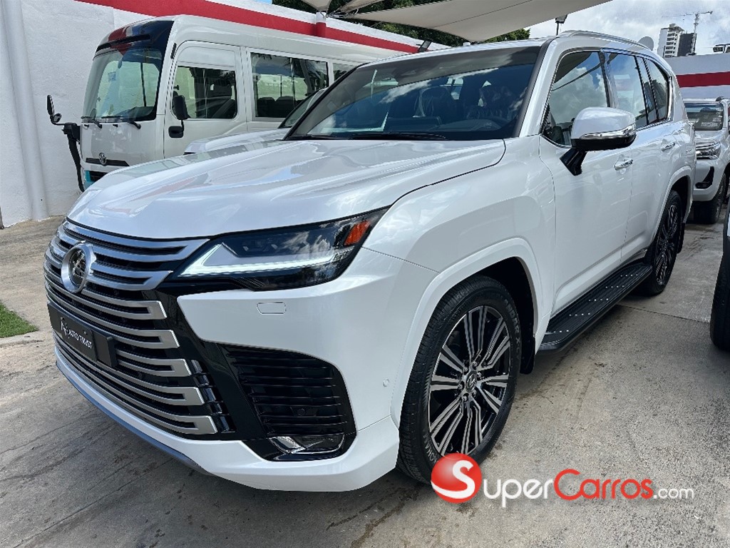 2027 Lexus LX 700 H Urban — foto 5 / 6
