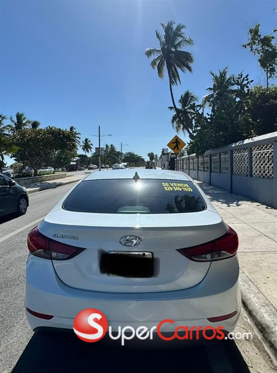 2015 Hyundai Elantra — foto 2 / 9