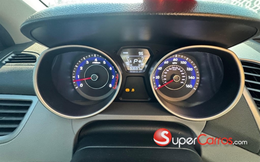 2015 Hyundai Elantra — foto 5 / 9