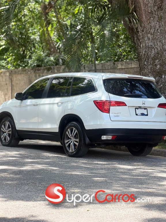 2016 Honda Pilot EXL — foto 7 / 12