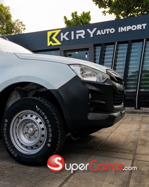 2023 Isuzu DMAX — foto 6 / 12