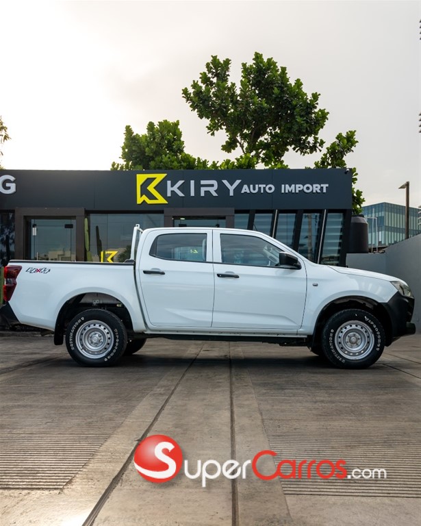 2023 Isuzu DMAX — foto 7 / 12