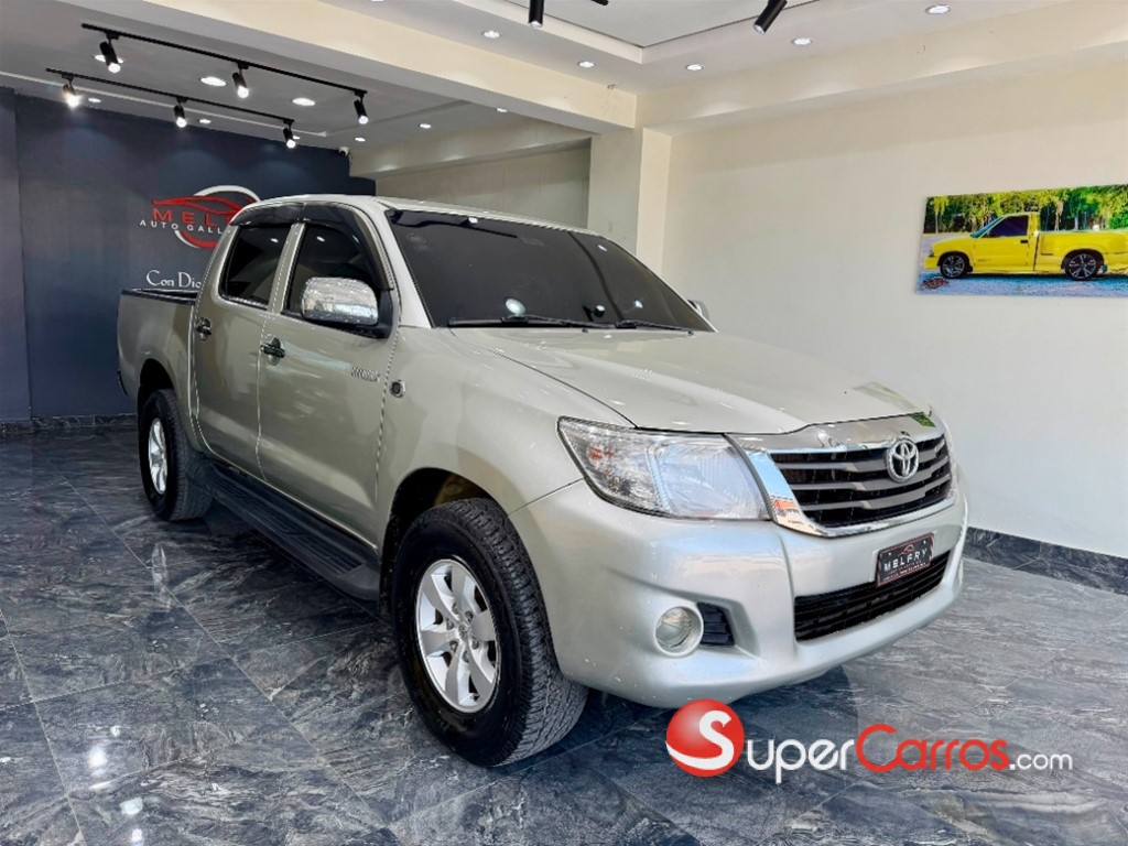 2015 Toyota Hilux