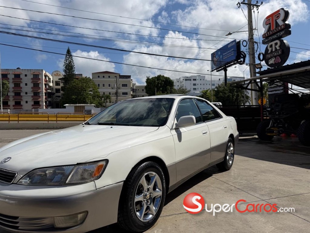1999 Lexus ES 300