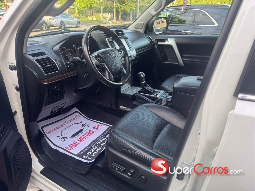 2019 Toyota Land Cruiser Prado VXL — foto 7 / 12