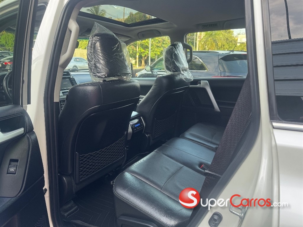 2019 Toyota Land Cruiser Prado VXL — foto 9 / 12