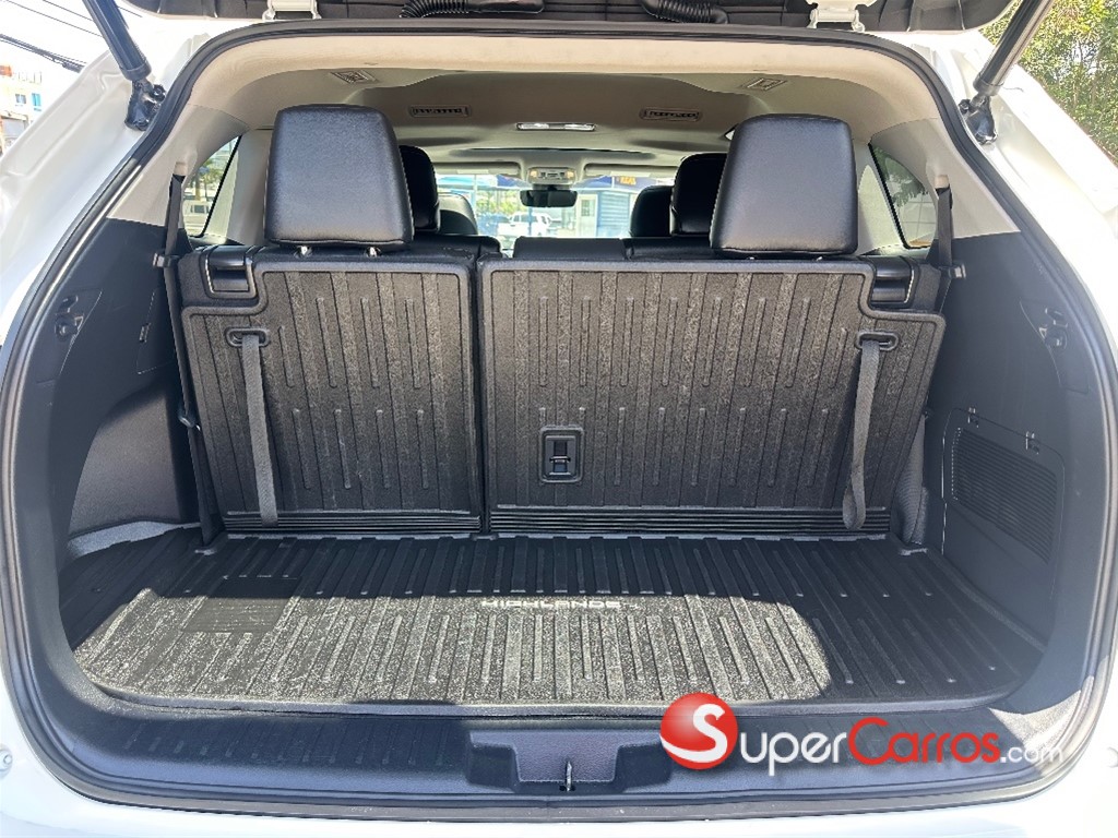 2022 Toyota Highlander XLE — foto 9 / 12