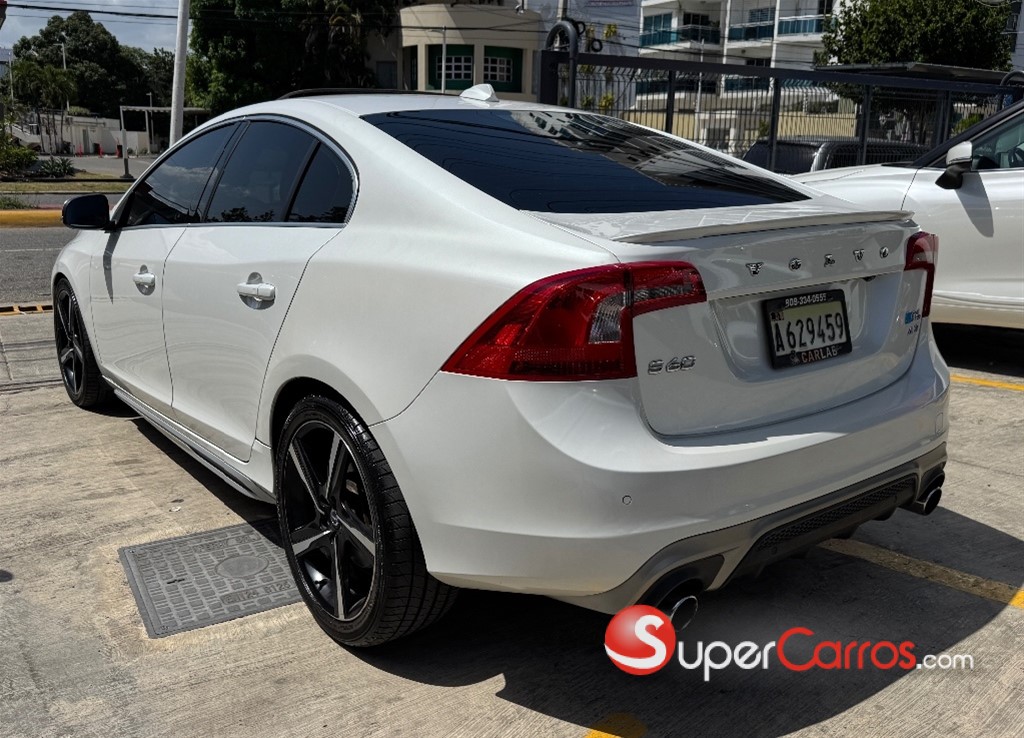 2014 Volvo S60 T6 R Design — foto 3 / 11