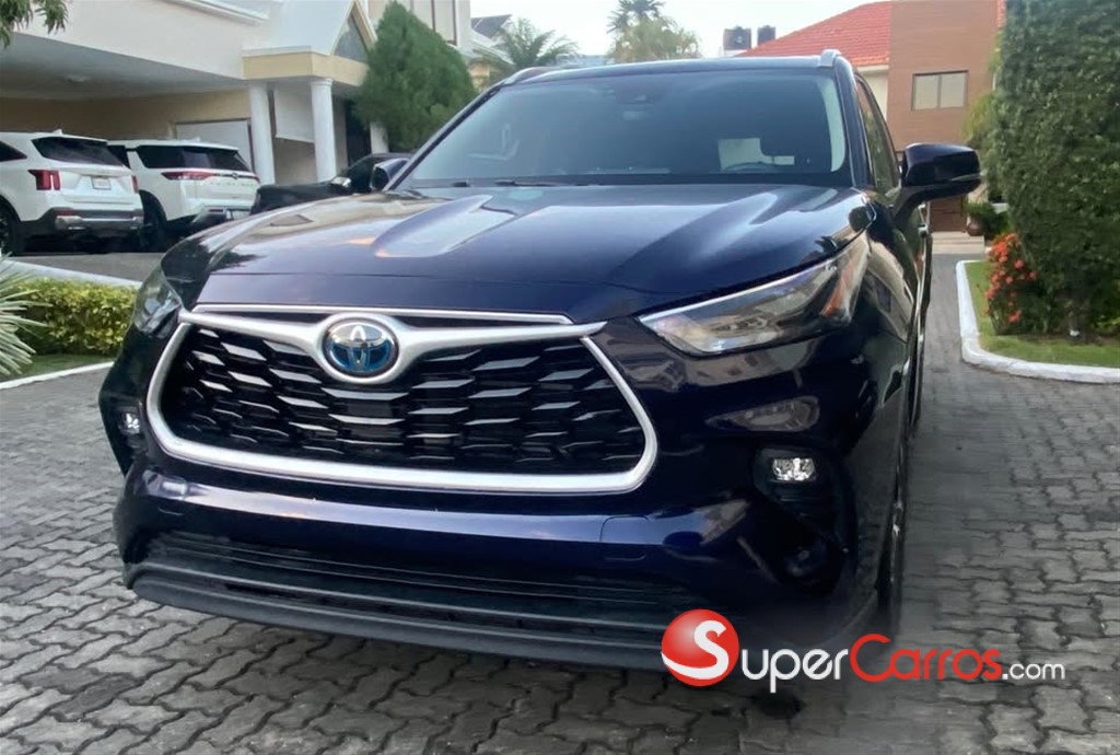 2024 Toyota Highlander Hybrid XLE — foto 2 / 12