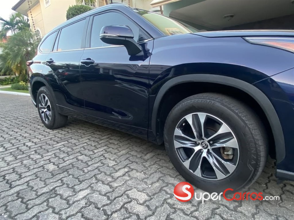 2024 Toyota Highlander Hybrid XLE — foto 4 / 12