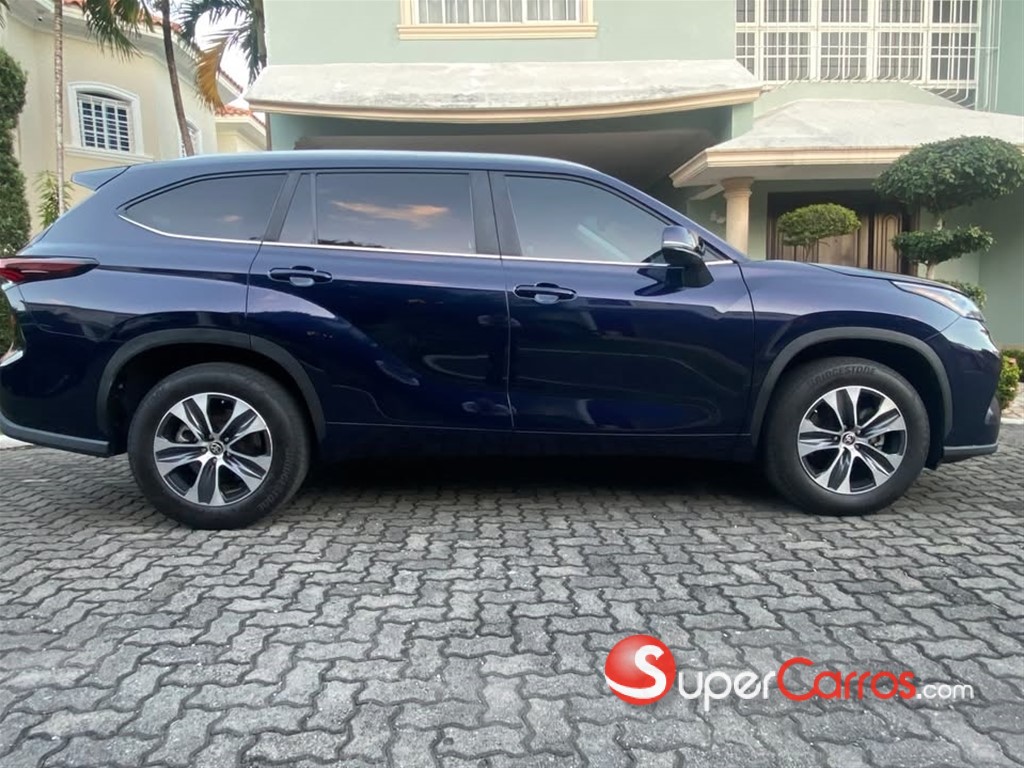 2024 Toyota Highlander Hybrid XLE — foto 5 / 12