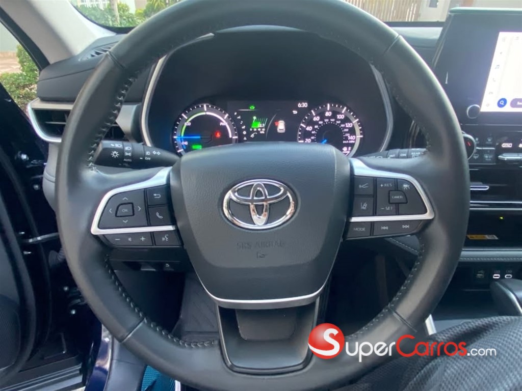 2024 Toyota Highlander Hybrid XLE — foto 9 / 12