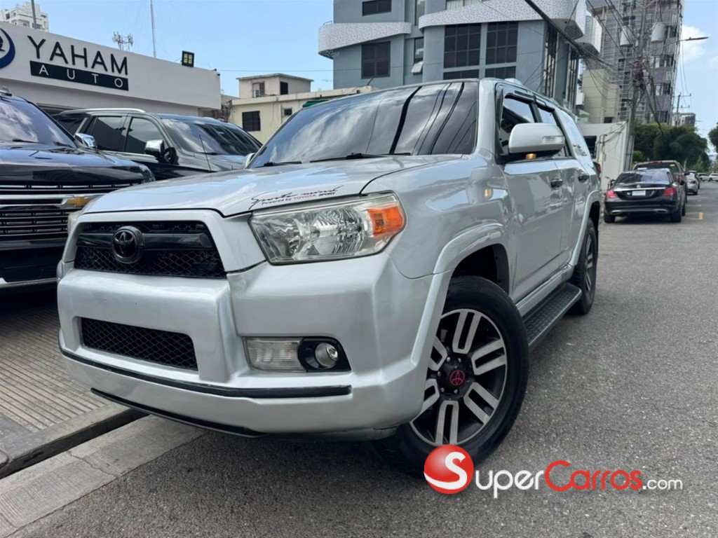 2010 Toyota 4 Runner SR5 Premium