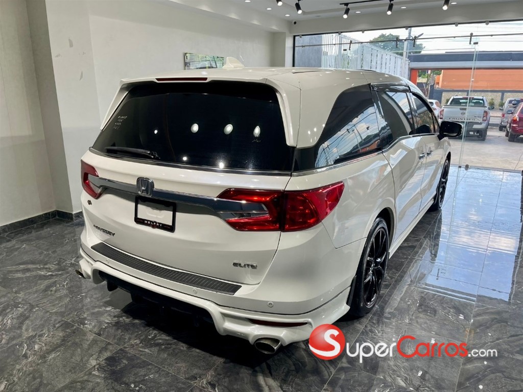 2019 Honda Odyssey Elite — foto 4 / 12