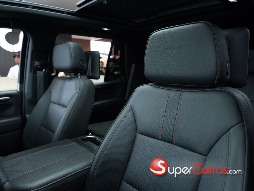 2026 Chevrolet Tahoe Highcountry Duramax — foto 8 / 9