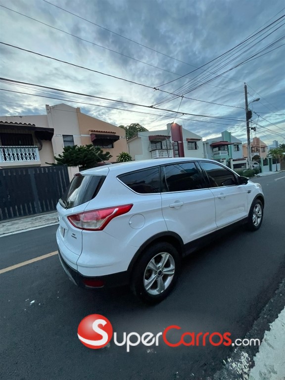2014 Ford Escape — foto 2 / 12