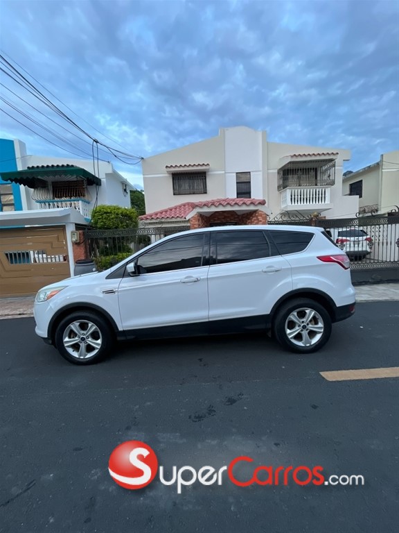 2014 Ford Escape — foto 3 / 12