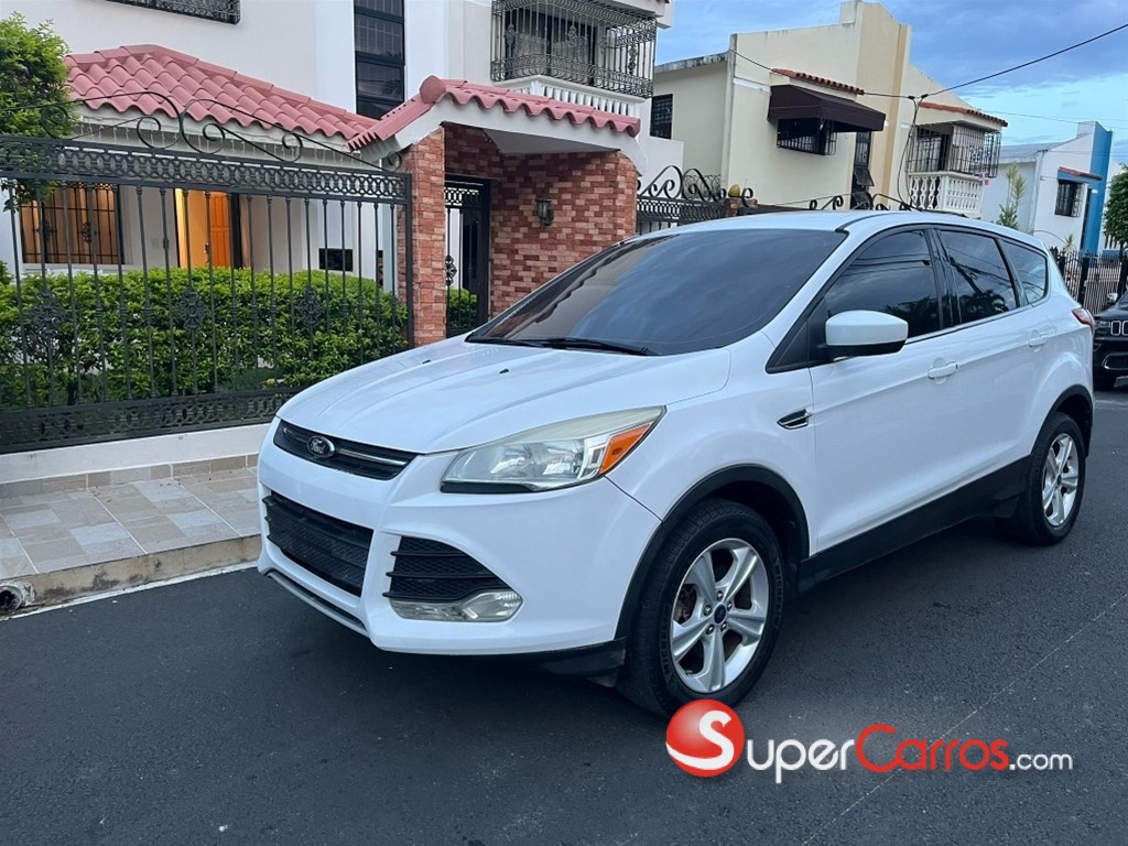 2014 Ford Escape — foto 4 / 12