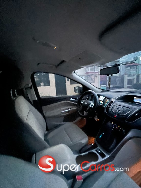 2014 Ford Escape — foto 12 / 12
