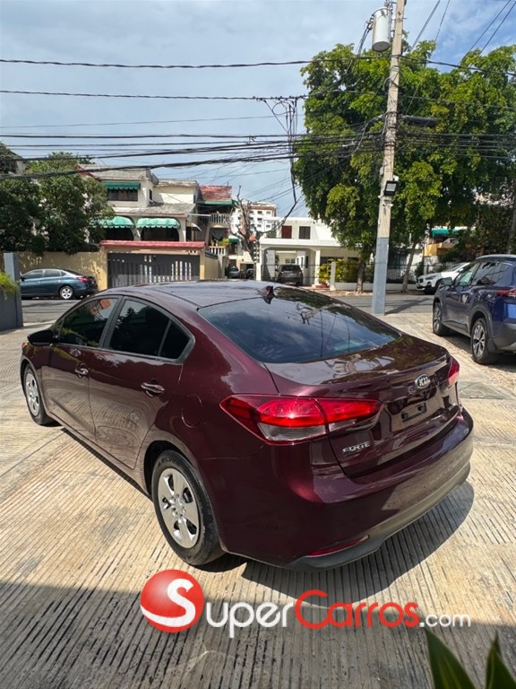 2018 Kia Forte — foto 10 / 10