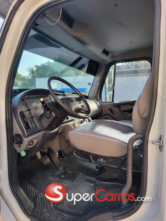 2016 Freightliner M2 — foto 2 / 7