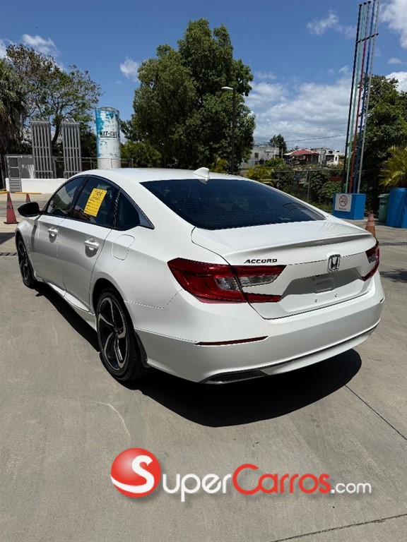 2020 Honda Accord LX — foto 4 / 10