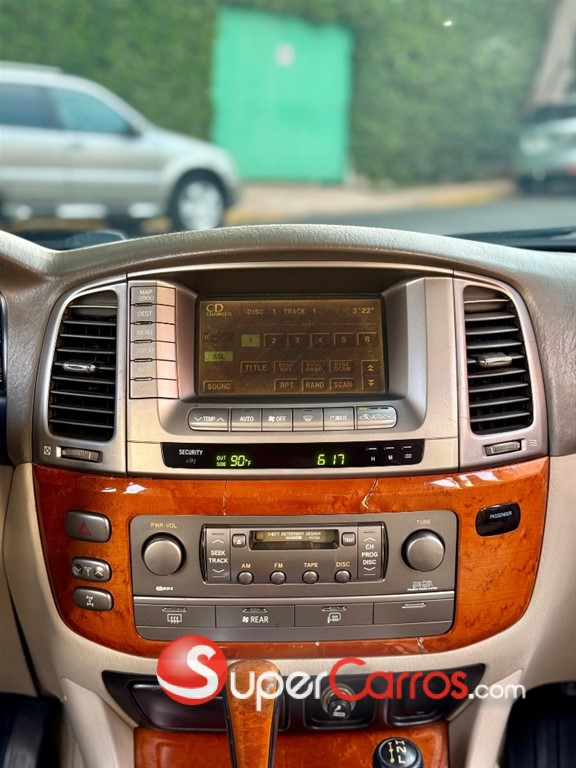2005 Lexus LX 470 — foto 8 / 10