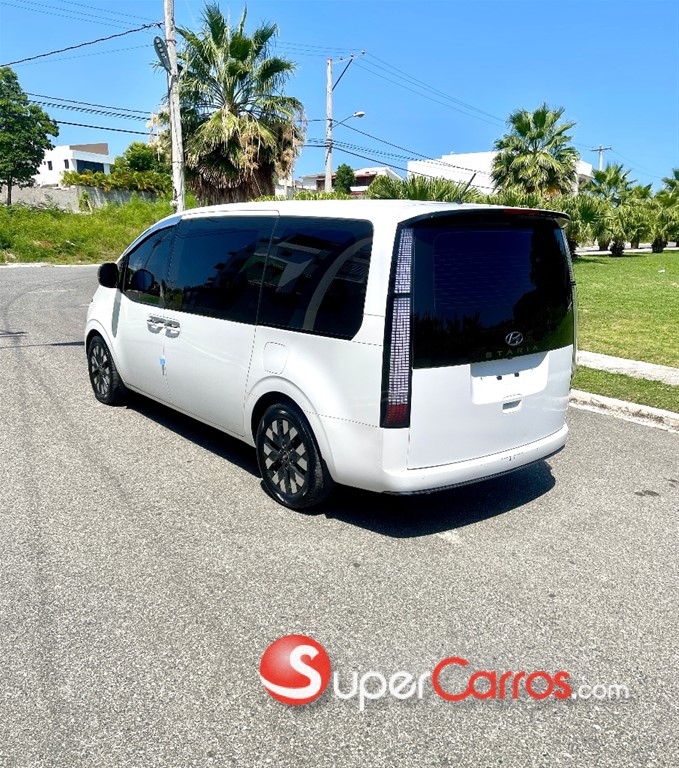 2022 Hyundai Staria — foto 4 / 12