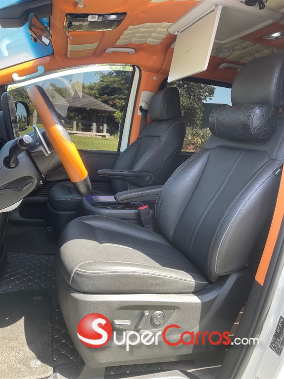 2022 Hyundai Staria — foto 6 / 12