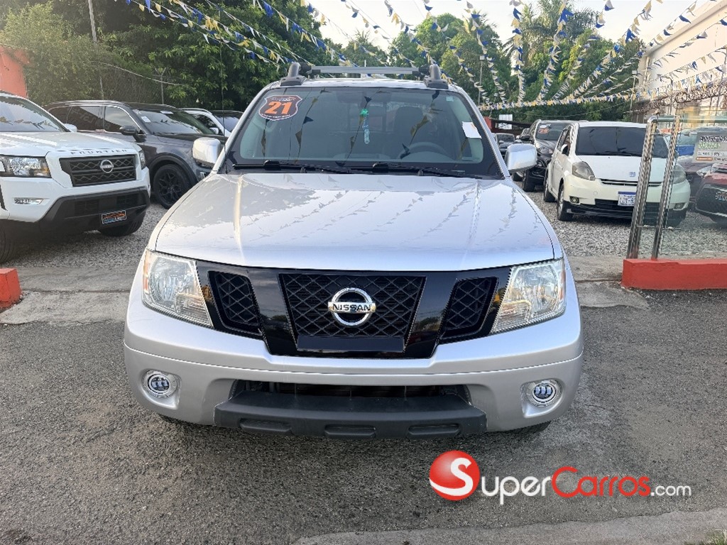 2021 Nissan Frontier — foto 2 / 10