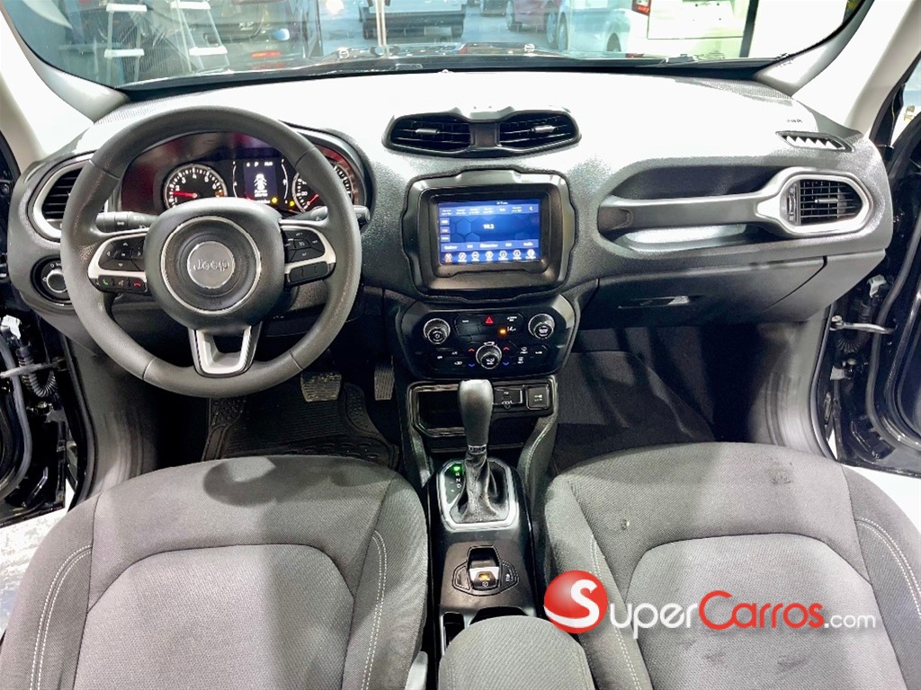2021 Jeep Renegade Latitude — foto 10 / 12