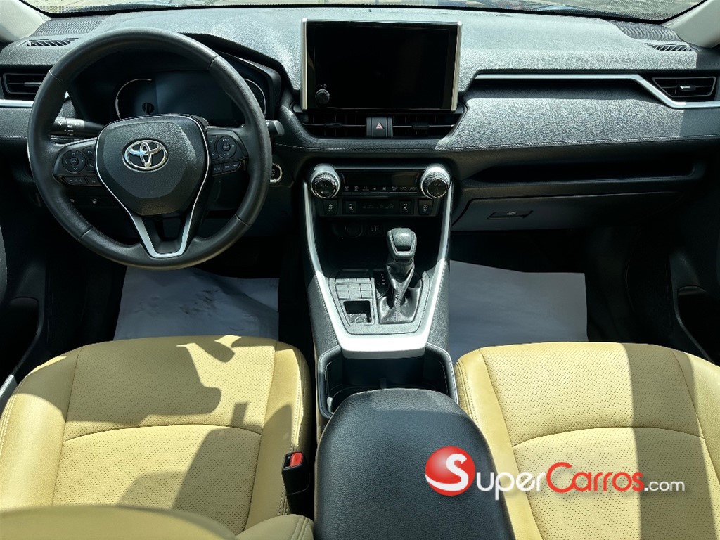 2022 Toyota RAV4 XLE Premium — foto 6 / 12