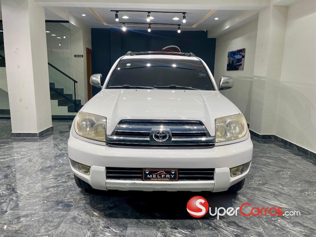 2004 Toyota 4 Runner SR5 — foto 2 / 12