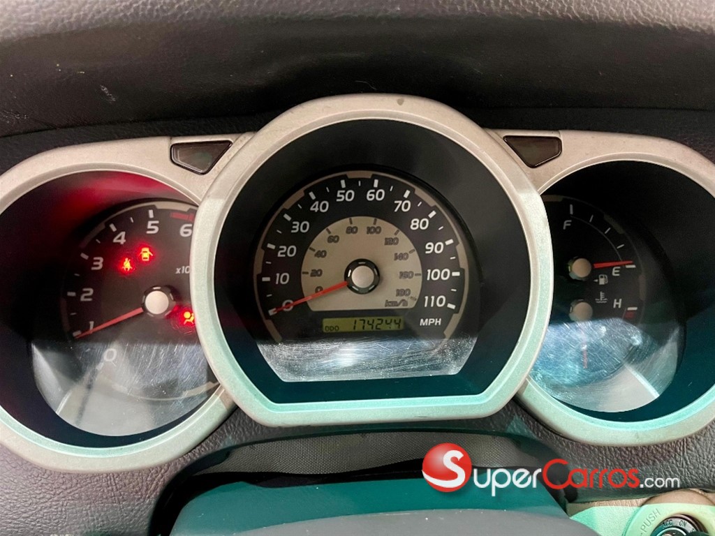 2004 Toyota 4 Runner SR5 — foto 10 / 12
