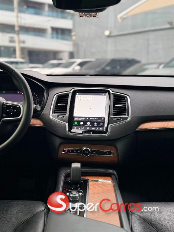 2023 Volvo XC90 B6 Plus — foto 5 / 7