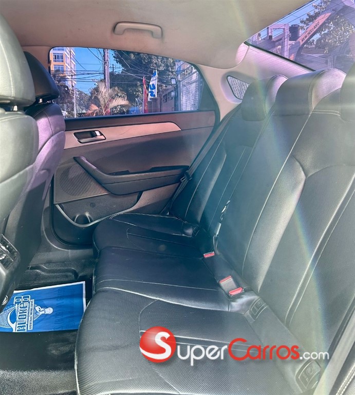 2020 Hyundai Sonata New Rise — foto 7 / 12
