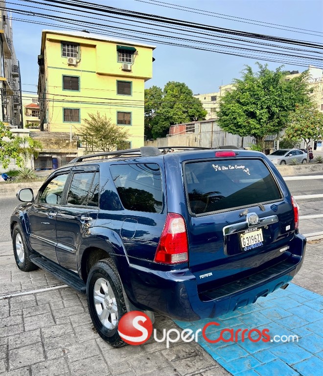 2007 Toyota 4 Runner SR5 Adventure — foto 5 / 12