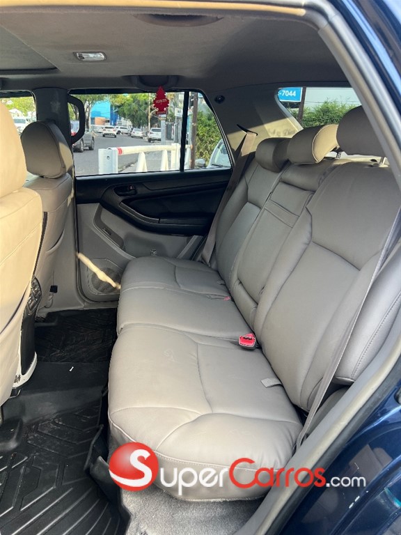 2007 Toyota 4 Runner SR5 Adventure — foto 6 / 12