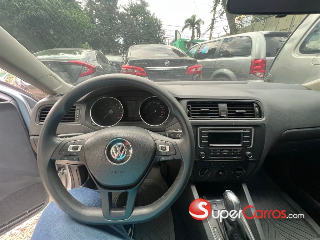 2016 Volkswagen Jetta — foto 2 / 6