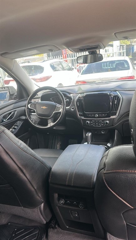 2019 Chevrolet Traverse LT — foto 2 / 11