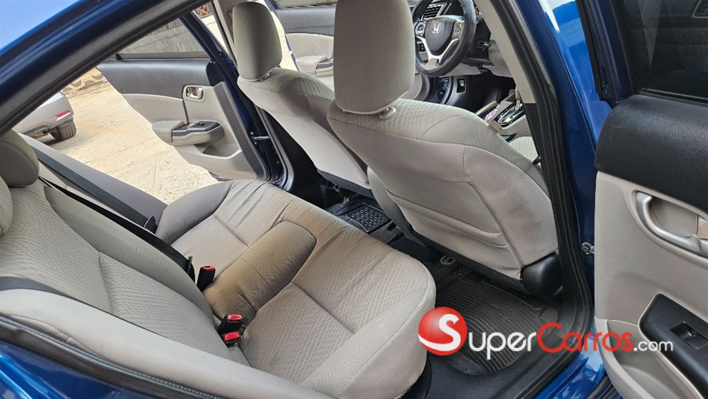 2014 Honda Civic LX — foto 6 / 10