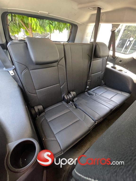 2018 Chevrolet Suburban LT — foto 6 / 12
