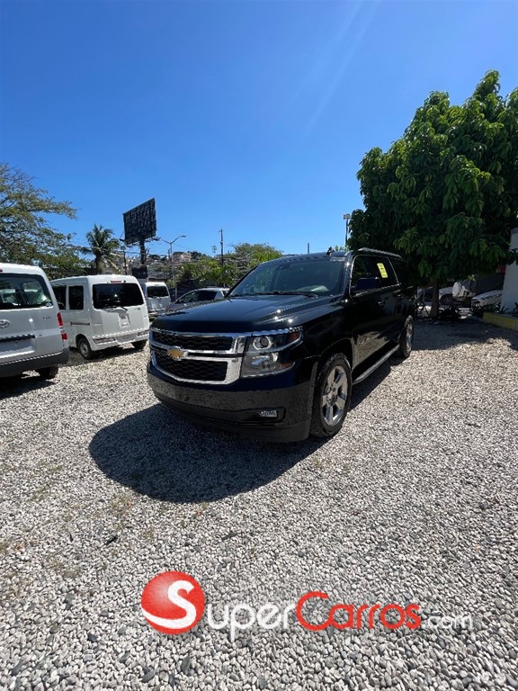 2018 Chevrolet Suburban LT — foto 12 / 12
