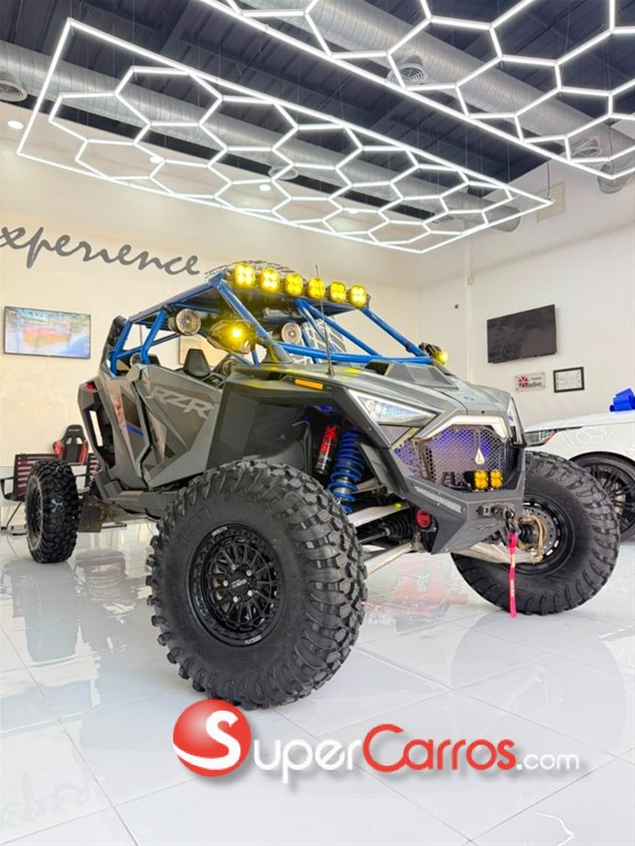 2024 Polaris RZR Pro R — foto 2 / 12