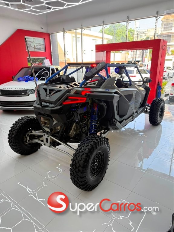 2024 Polaris RZR Pro R — foto 7 / 12