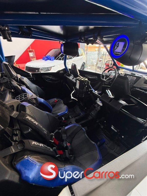 2024 Polaris RZR Pro R — foto 10 / 12